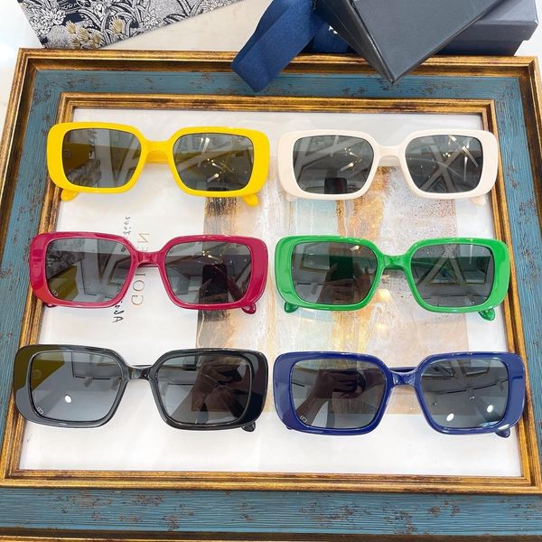 50% discount for factory direct salesnew d family small sunglasses net red same personalized letter leg cd sunglasses tagsu-1, White;black
50% discount for factory direct salesnew d family small sunglasses net red same personalized letter leg cd sunglasses tagsu-1, White;black
