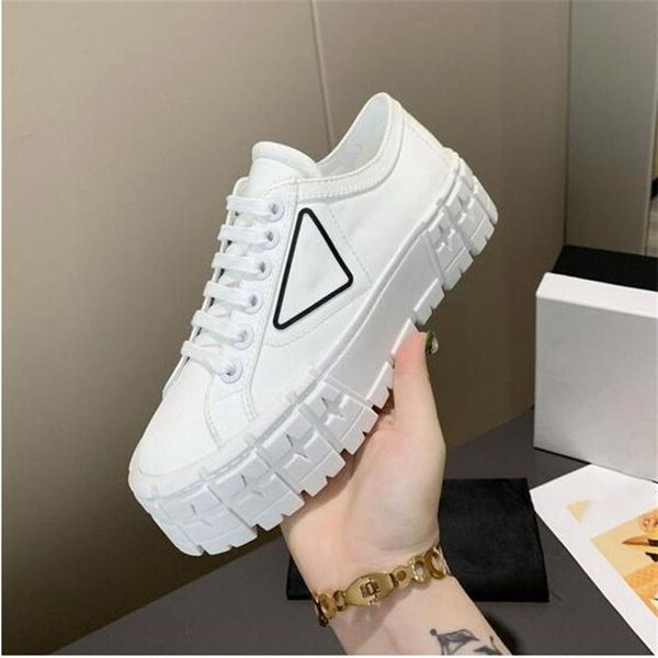 2021 luxurys designers shoe canvas casual shoes spring and fall fashion confortable obliques womens outdoor platform with, Black
2021 luxurys designers shoe canvas casual shoes spring and fall fashion confortable obliques womens outdoor platform with, Black