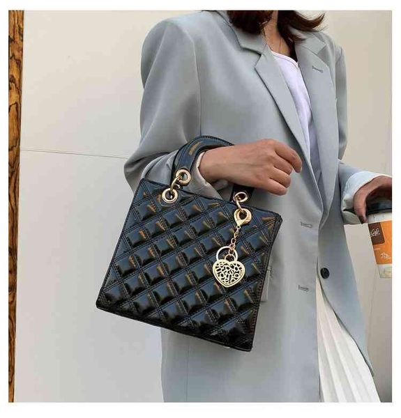 handbag fashion red shoulder women's new fashionchain crossbody party evening s mini small square luxury
handbag fashion red shoulder women's new fashionchain crossbody party evening s mini small square luxury
