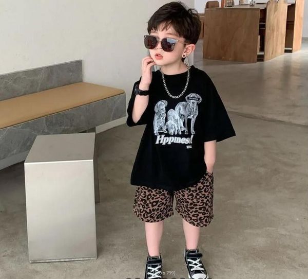 2021 new summer boys middle and big boys korean children's cartoon hip hop loose cotton short sleeve t-shirt, Black
2021 new summer boys middle and big boys korean children's cartoon hip hop loose cotton short sleeve t-shirt, Black