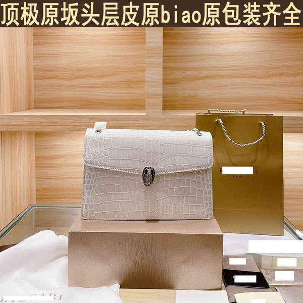 chain high sense niche leather snakehead buckle single shoulder women's crocodile skin green crocodile pattern
chain high sense niche leather snakehead buckle single shoulder women's crocodile skin green crocodile pattern
