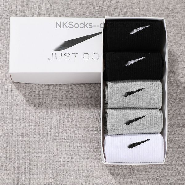 fashion men's classic socks gift box stockings hook brand black white gray medium tube sports cotton sweat absorbing sock men women lux
fashion men's classic socks gift box stockings hook brand black white gray medium tube sports cotton sweat absorbing sock men women lux