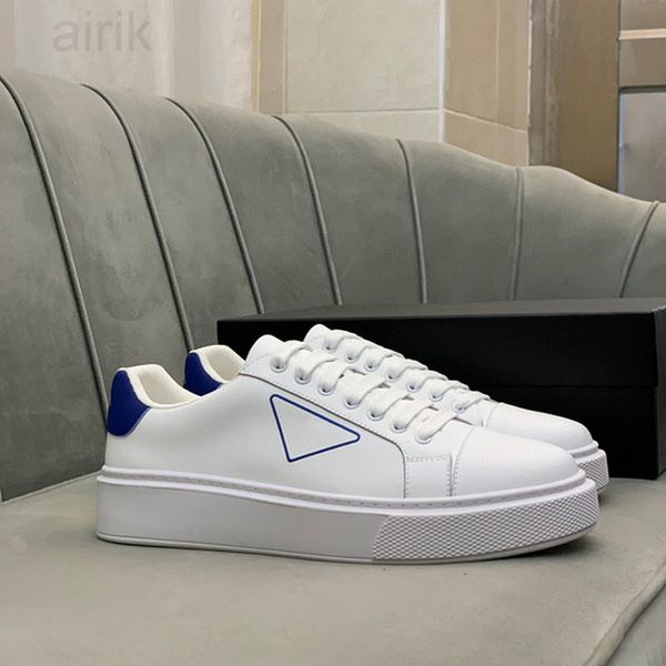 luxury designer mens black sneakers cowhide fashion mens comfortable casual flat shoes high shoes lock white 38-45
luxury designer mens black sneakers cowhide fashion mens comfortable casual flat shoes high shoes lock white 38-45