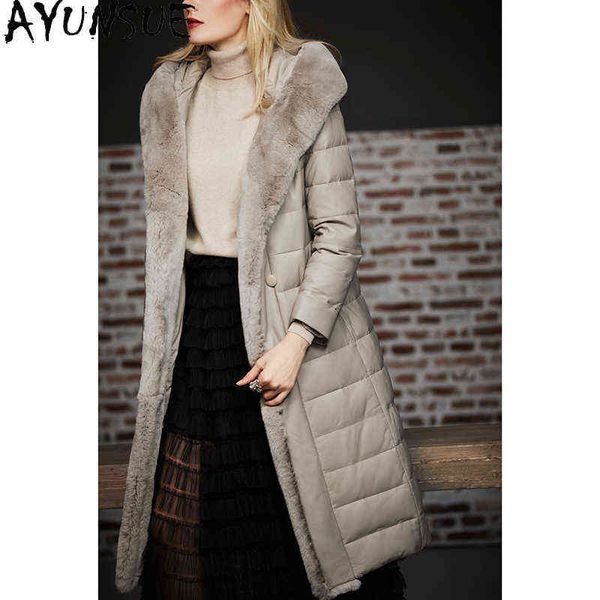 ayunsue 2020 women sheepskin coat 90 white duck down jacket woman female hooded parka rex rabbit fur collar abrigo mujer 90 j220727, Black
ayunsue 2020 women sheepskin coat 90 white duck down jacket woman female hooded parka rex rabbit fur collar abrigo mujer 90 j220727, Black