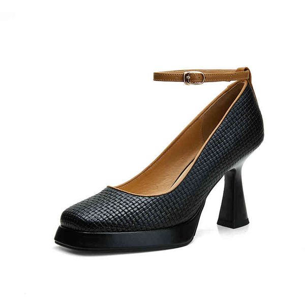 dress shoes autumn and winter women's shoes square head thick high heels water table buckle embossed cow leather fashion commuting sing, Black
dress shoes autumn and winter women's shoes square head thick high heels water table buckle embossed cow leather fashion commuting sing, Black