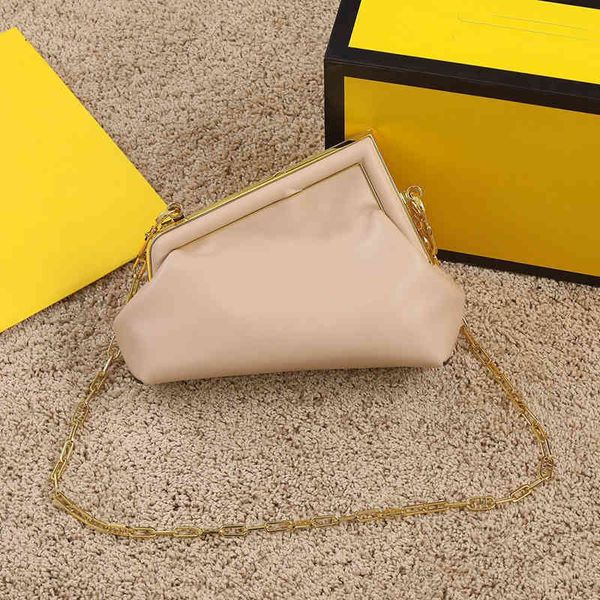 shoulder bags messenger vintage bag women classic style designer handbags summer handbag crossbody bags clutches lady leather satchel purses
shoulder bags messenger vintage bag women classic style designer handbags summer handbag crossbody bags clutches lady leather satchel purses