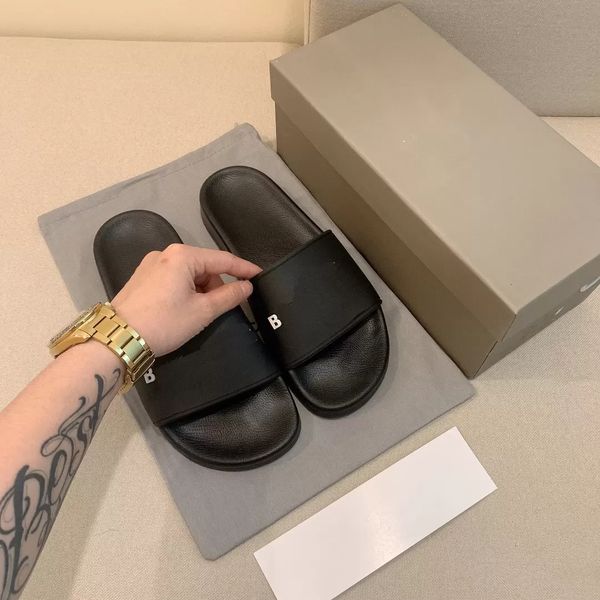 2022 paris sliders mens womens summer sandals beach slippers luxury designer ladies flip flops loafers black outdoor home slides chaussures
2022 paris sliders mens womens summer sandals beach slippers luxury designer ladies flip flops loafers black outdoor home slides chaussures