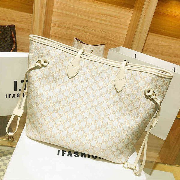 factory online export designer brand bags hong women's 2022 new fashion printed one shoulder portable large capacity tote
factory online export designer brand bags hong women's 2022 new fashion printed one shoulder portable large capacity tote