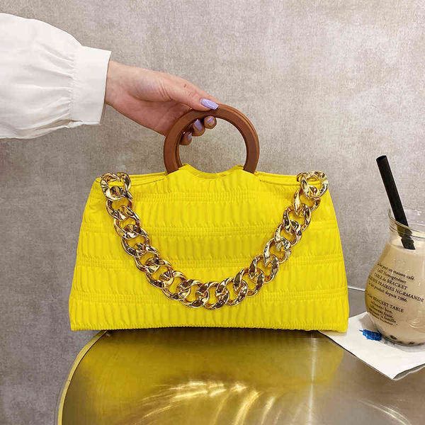 evening bag chain wrinkled handbag fashionable women's new vertical grid single shoulder diagonal 0719
evening bag chain wrinkled handbag fashionable women's new vertical grid single shoulder diagonal 0719