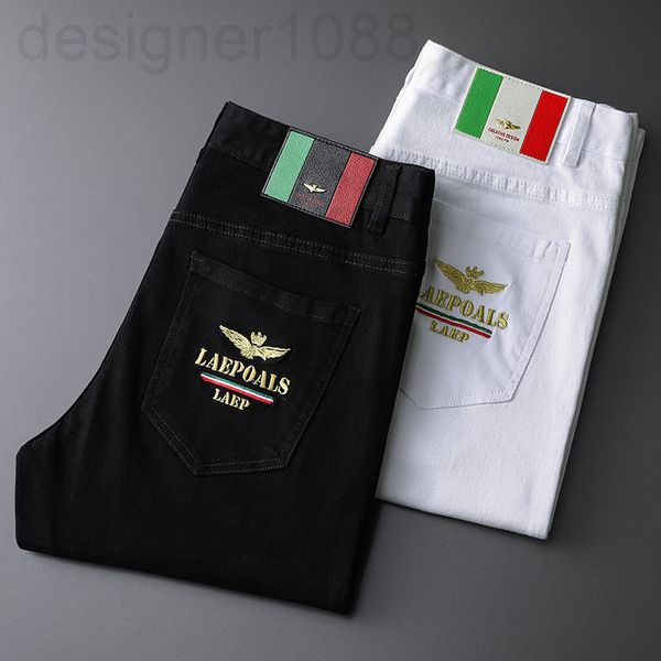 men's jeans designer fashion brand versatile spring and autumn pants embroidered men's slim fit small feet light luxury jeans men, Blue
men's jeans designer fashion brand versatile spring and autumn pants embroidered men's slim fit small feet light luxury jeans men, Blue
