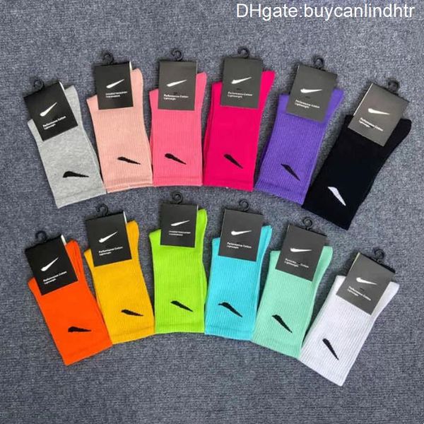 long sock sports socks fashion breathable cotton trendy color men christmas basketball women m63f, Black
long sock sports socks fashion breathable cotton trendy color men christmas basketball women m63f, Black