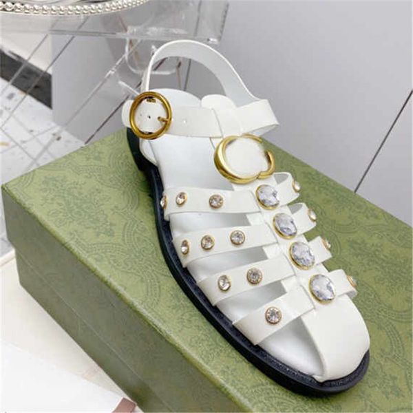 classic horse title button pair of single shoes retro hollow out grandfather shoe casual low-heeled sports sandals size 35-45, Black
classic horse title button pair of single shoes retro hollow out grandfather shoe casual low-heeled sports sandals size 35-45, Black