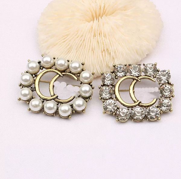wholesale 20colors luxury brand designer letters brooches famous double letter pins tassel pearl brooch rhinestone suit pin jewelry accessor, Gray
wholesale 20colors luxury brand designer letters brooches famous double letter pins tassel pearl brooch rhinestone suit pin jewelry accessor, Gray