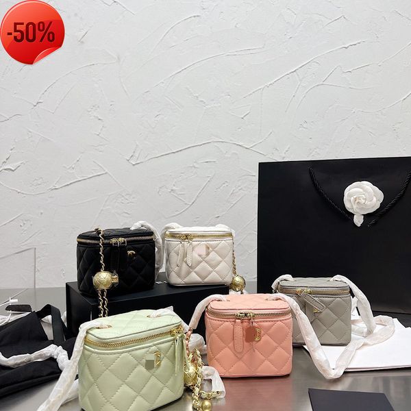 the factory directly bag lady new box golden fashion small xiangling single shoulder crossbody sheep net red bag
the factory directly bag lady new box golden fashion small xiangling single shoulder crossbody sheep net red bag