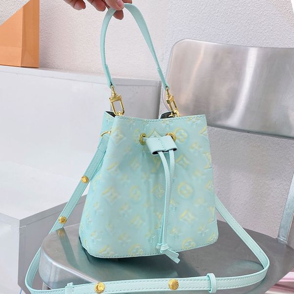 ggs louiseity 1 viutonity lvs hh 2022 classic drawstring handbags bucket leather crush hardware metal bags matelasse toron crossbody e herk
ggs louiseity 1 viutonity lvs hh 2022 classic drawstring handbags bucket leather crush hardware metal bags matelasse toron crossbody e herk