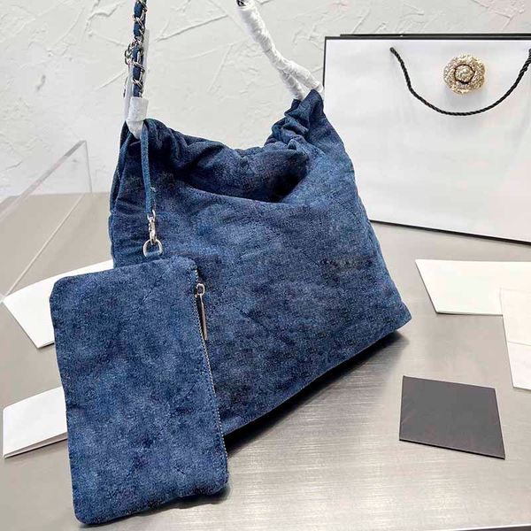 33cm 2022 women blue tote bag cowboy denim vintage designer bag full printing two in one gold-tone metal chains coin hardware high capacity, Red;black
33cm 2022 women blue tote bag cowboy denim vintage designer bag full printing two in one gold-tone metal chains coin hardware high capacity, Red;black