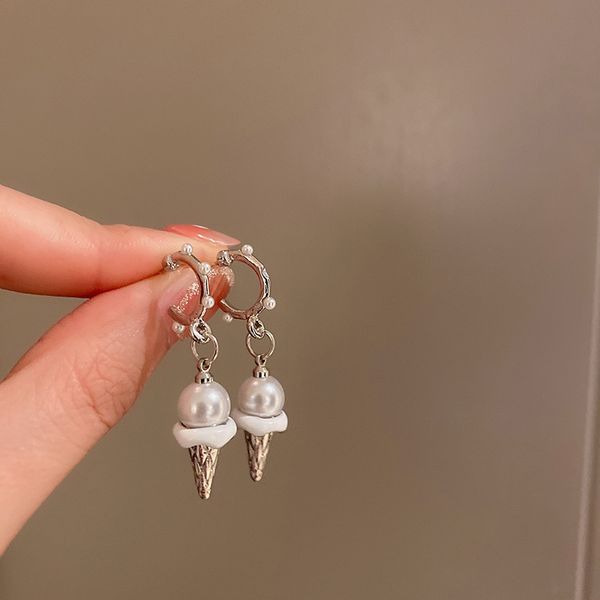 925 silver needle pearl crisp tube ice cream stud earrings korean special-interest design versatile elegant earrings fashion sweet eardrop, Golden
925 silver needle pearl crisp tube ice cream stud earrings korean special-interest design versatile elegant earrings fashion sweet eardrop, Golden