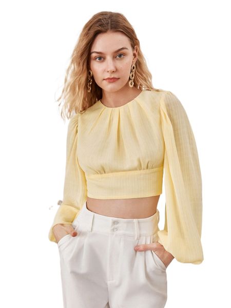 lantern sleeve pleated detail crop blouse 75bx#, White 
lantern sleeve pleated detail crop blouse 75bx#, White