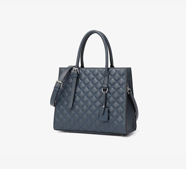 woman tote bag fashion handbag classic handbags shoulder bags real leather large capacity women lady shopping working clutch business, Black;red
woman tote bag fashion handbag classic handbags shoulder bags real leather large capacity women lady shopping working clutch business, Black;red