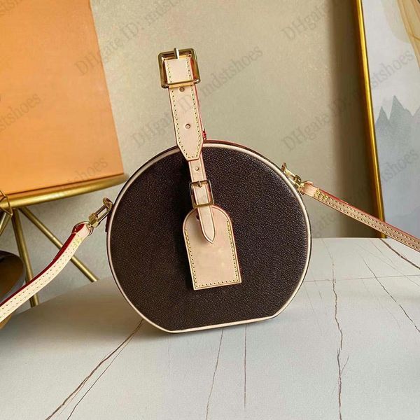 petite boite chapeau hat box luxurys round bags monograms coated canvas handbag designers travel shoulder bags m43514 m43510
petite boite chapeau hat box luxurys round bags monograms coated canvas handbag designers travel shoulder bags m43514 m43510