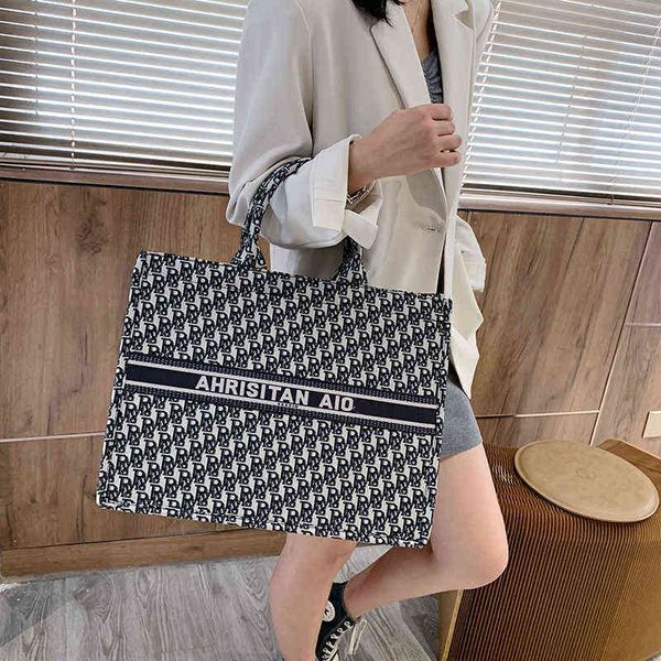 star same canvas large capacity bag women new short haul handbag shopping bag tote purses
star same canvas large capacity bag women new short haul handbag shopping bag tote purses