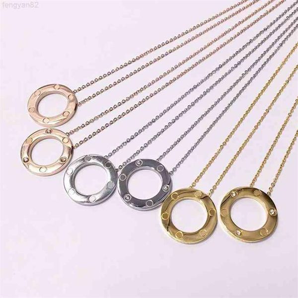 pendant jewelry necklace female classic circle shape titanium fashion aurum silver rose gold trend versatile couple with box263c
pendant jewelry necklace female classic circle shape titanium fashion aurum silver rose gold trend versatile couple with box263c