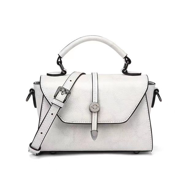 leather bag women's new 2022 style messenger women's korean version fashion retro shoulder hand
leather bag women's new 2022 style messenger women's korean version fashion retro shoulder hand