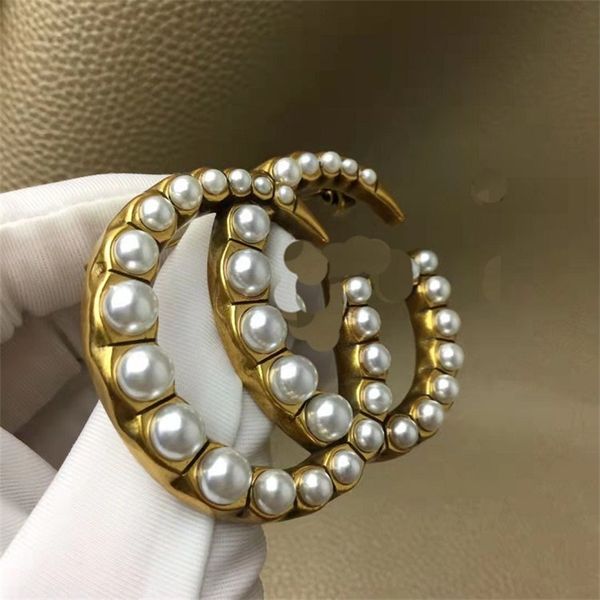 jewellry sale pearl double brooch style is fashionable and versatile made of high-grade brass, Gray
jewellry sale pearl double brooch style is fashionable and versatile made of high-grade brass, Gray