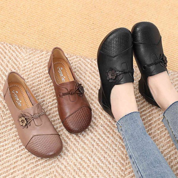 dress shoes soft sole women's shoes ox tendon national style single spring literary leather large flat l5o8, Black
dress shoes soft sole women's shoes ox tendon national style single spring literary leather large flat l5o8, Black