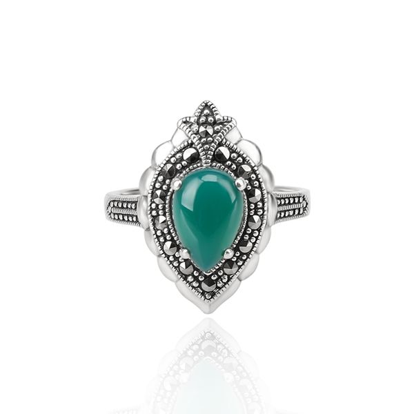 vintage drop-shaped chalcedony ring 925 sterling silver marcasite finger rings jewelry accessories
vintage drop-shaped chalcedony ring 925 sterling silver marcasite finger rings jewelry accessories