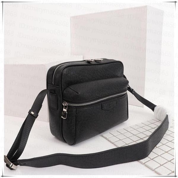 new mens shoulder bags canvas leather designers messenger bag famous trip postman classic handbag briefcase crossbody good quality276h, Black;red
new mens shoulder bags canvas leather designers messenger bag famous trip postman classic handbag briefcase crossbody good quality276h, Black;red