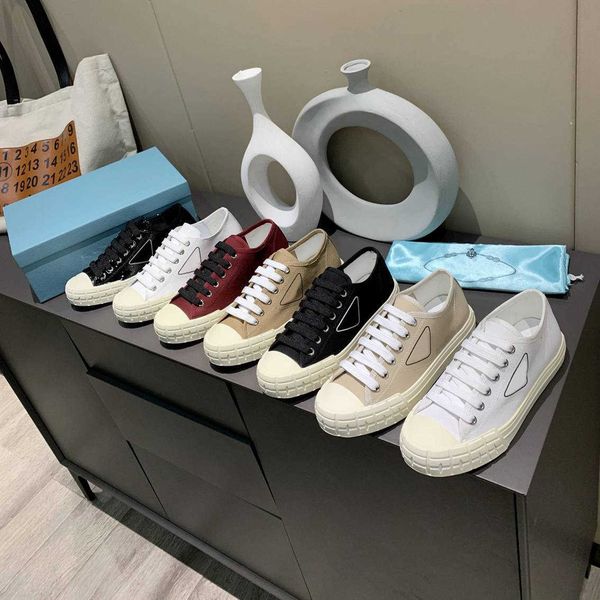 fashion women casual shoes men gabardine fabric sneakers canvas shoe couples wheel patent leather sneaker runners trainers with, Black
fashion women casual shoes men gabardine fabric sneakers canvas shoe couples wheel patent leather sneaker runners trainers with, Black