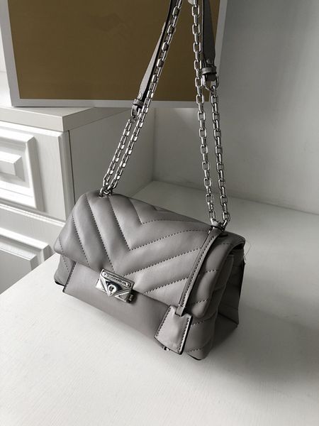 2021women multicolor postman bag handbags single shoulder metal chain bags cross body genuine leather brand
2021women multicolor postman bag handbags single shoulder metal chain bags cross body genuine leather brand
