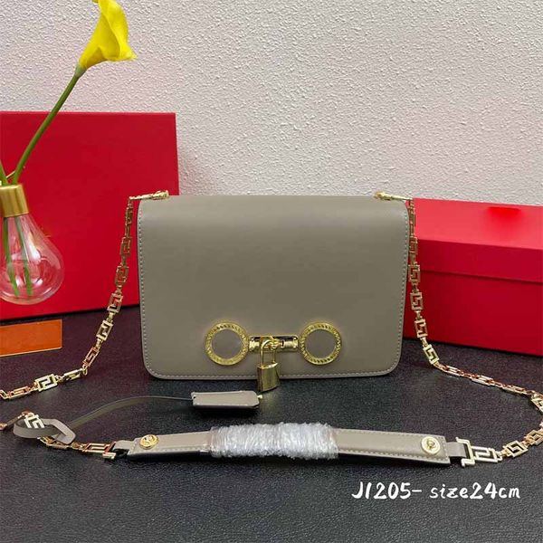 women's shoulder bags calfskin luxury designer bag medusa lock hardware messenger bags chain wallets suitable for all occasions handbag
women's shoulder bags calfskin luxury designer bag medusa lock hardware messenger bags chain wallets suitable for all occasions handbag