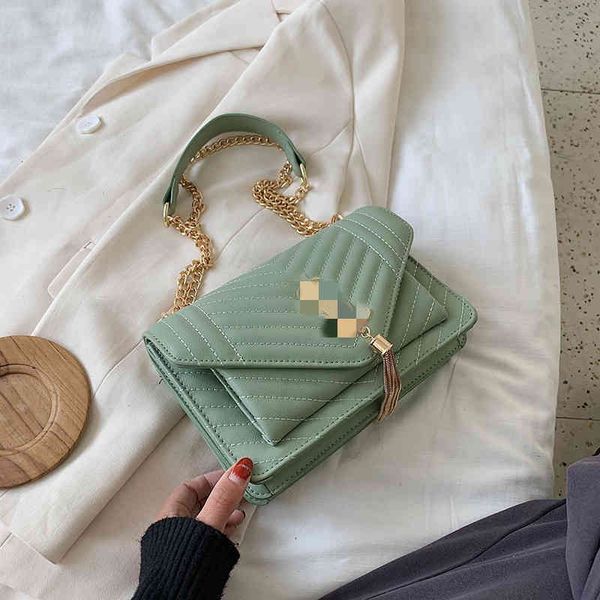 chain bag single shoulder messenger fashion versatile square bags retro women's handbags
chain bag single shoulder messenger fashion versatile square bags retro women's handbags