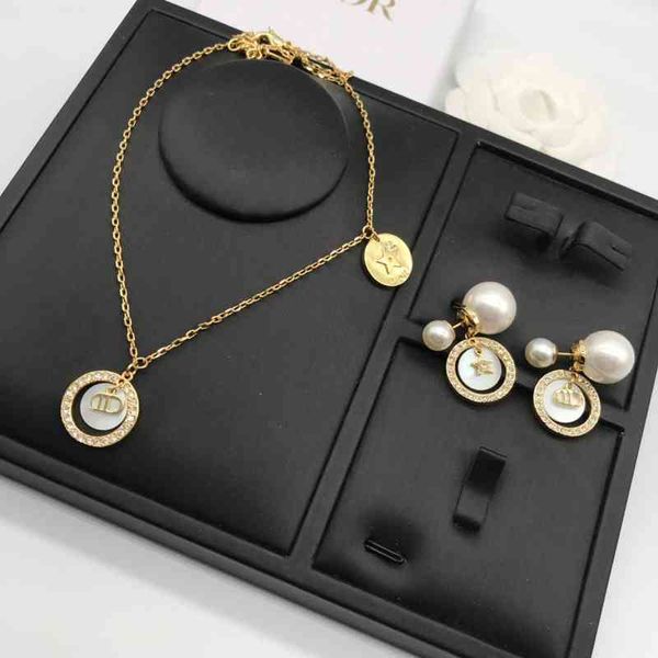 jewelry set earrings letter bracelet necklace female set diamond inlaid white shell earrings star same jewelry, Black
jewelry set earrings letter bracelet necklace female set diamond inlaid white shell earrings star same jewelry, Black