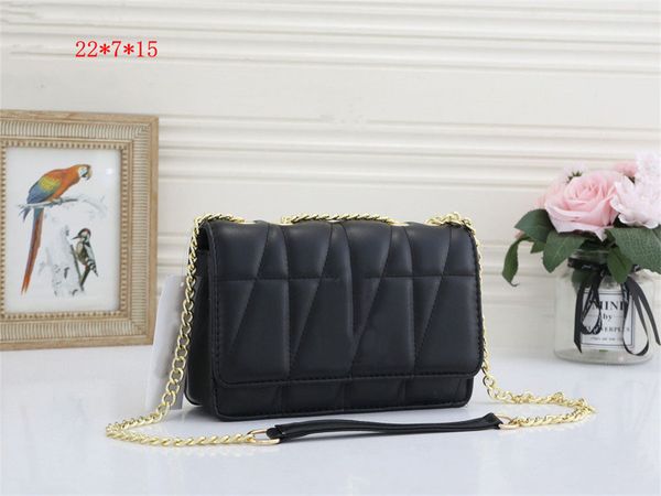 designers mini chains lou lou shoulder bags tote purse backpack women luxurys classic quilet leather evening crossbody messenger bag fashion
designers mini chains lou lou shoulder bags tote purse backpack women luxurys classic quilet leather evening crossbody messenger bag fashion