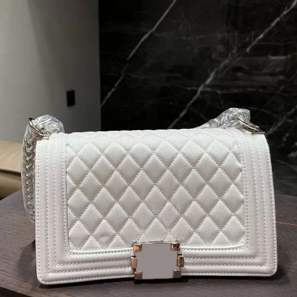 2022ss shimmer boys flap bag bulingbuling sequin classic quilted plaid silver metal chain crossbody shoulder bag designer luxury ladies fren
2022ss shimmer boys flap bag bulingbuling sequin classic quilted plaid silver metal chain crossbody shoulder bag designer luxury ladies fren