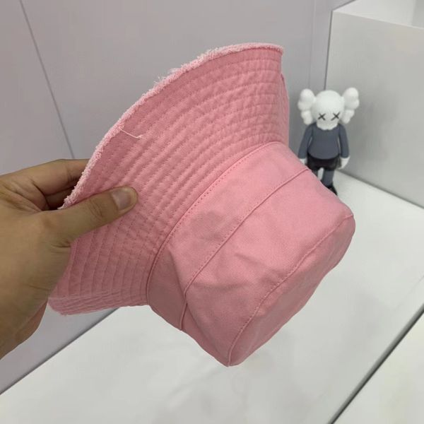 wide brim hats bucket hat luxury designer woman summer wide brim hats metal solid color t2302032, Blue;gray
wide brim hats bucket hat luxury designer woman summer wide brim hats metal solid color t2302032, Blue;gray