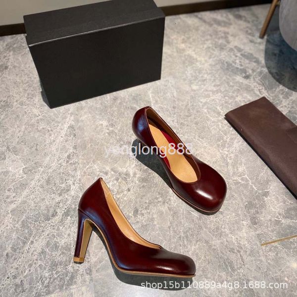 dress shoes cow leather square head shallow mouth thick heel high-heeled shoes fan chocolate color spring and autumn plain beige women', Black
dress shoes cow leather square head shallow mouth thick heel high-heeled shoes fan chocolate color spring and autumn plain beige women', Black
