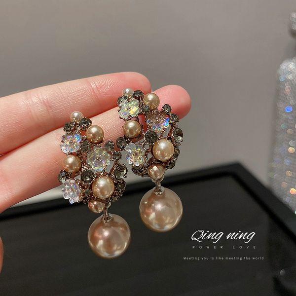 925 silver needle korean fashion grandeur personality trendy earrings pearl diamond flower earrings internet celebrity design eardrop, Golden
925 silver needle korean fashion grandeur personality trendy earrings pearl diamond flower earrings internet celebrity design eardrop, Golden