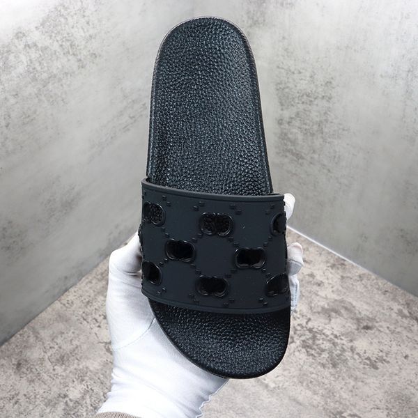 2022 new rubber slippers sandals floral damask women's slippers men's flat flip-flops women's fashion striped beach slippers, Black
2022 new rubber slippers sandals floral damask women's slippers men's flat flip-flops women's fashion striped beach slippers, Black