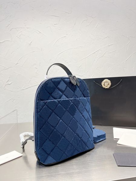 tz women back pack designer backpack denim blue bags silver chain zipper shoulder bag with purses matelasse vintage atmosphere luxury shell
tz women back pack designer backpack denim blue bags silver chain zipper shoulder bag with purses matelasse vintage atmosphere luxury shell