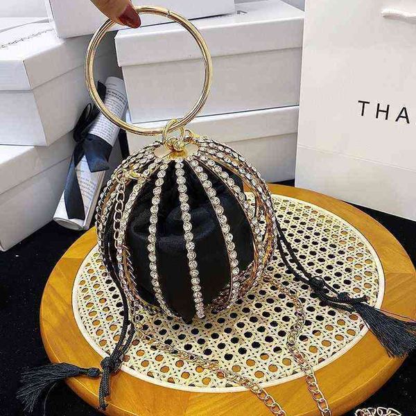 nxy evening bag acrylic round metal rhinestones shoulder bags for women flower tassel chain crossbody clutch messenger handbags 0530
nxy evening bag acrylic round metal rhinestones shoulder bags for women flower tassel chain crossbody clutch messenger handbags 0530