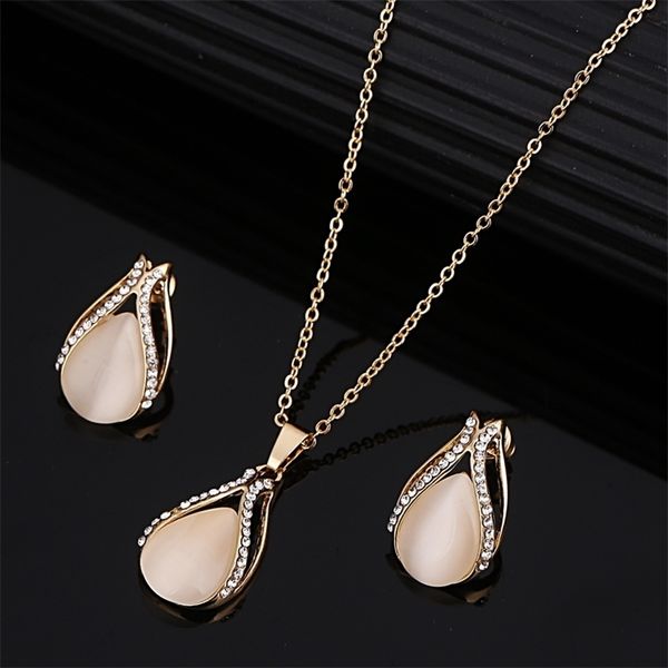 fashion golden plated opal jewelry sets for woman cubic zirconia water drop necklace pendant earrings set bridal wedding gift 220716, Silver
fashion golden plated opal jewelry sets for woman cubic zirconia water drop necklace pendant earrings set bridal wedding gift 220716, Silver