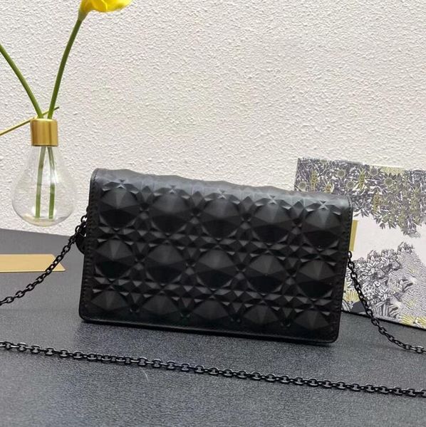 designer shoulder bag women diamond lattice handbag chains purse shoulder crossbody bags fashion letter printed flap wallet totes
designer shoulder bag women diamond lattice handbag chains purse shoulder crossbody bags fashion letter printed flap wallet totes