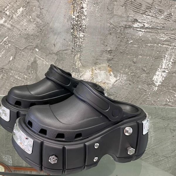 hardcroc black rubber slip-on sandals metal stud slippers women's platform height increasing shoes trend screw decoration
hardcroc black rubber slip-on sandals metal stud slippers women's platform height increasing shoes trend screw decoration