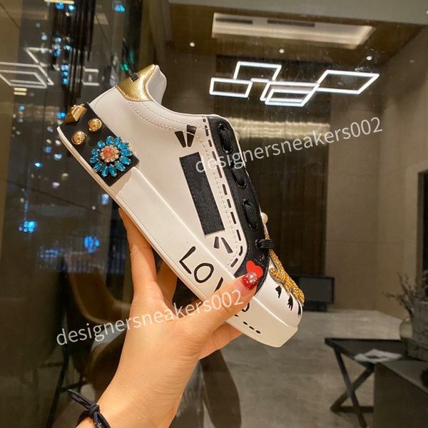 2022 men womens luxurys designers shoes white printed calf leather casual shoe trainers pink blue runner cx201022, Black
2022 men womens luxurys designers shoes white printed calf leather casual shoe trainers pink blue runner cx201022, Black