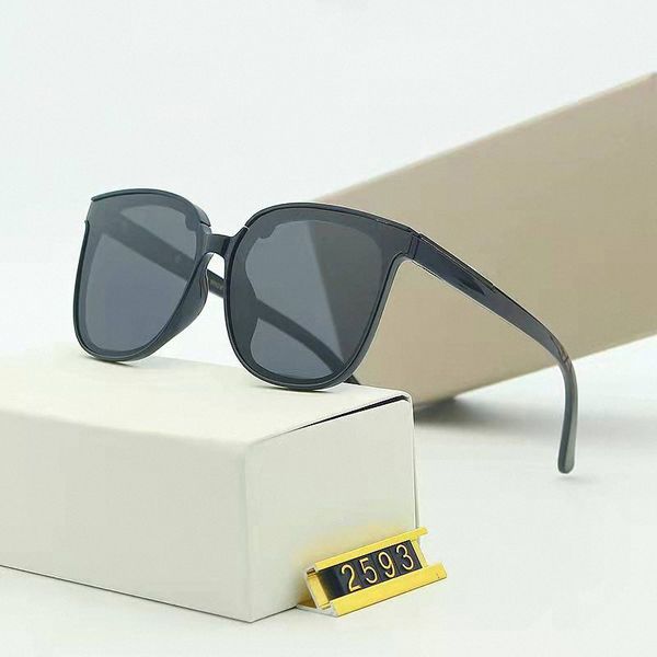 original designer sunglasses men and womens famous fashionable retro fashion design women, White;black
original designer sunglasses men and womens famous fashionable retro fashion design women, White;black