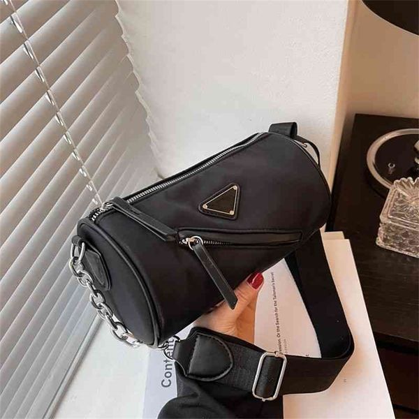 ins super fire women's version versatile one diagonal span wide fashion pillow design purses online
ins super fire women's version versatile one diagonal span wide fashion pillow design purses online